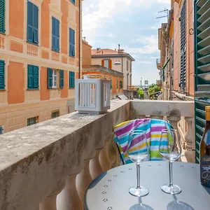 https://leone-i-leone-ii-check-in-at-via-garibaldi-n-104.hotelitalianriviera.com