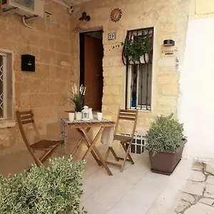 https://al-sottano-19.barihotels.org