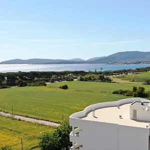 https://milena-suite-apartments.hotelsalgherosardinia.com